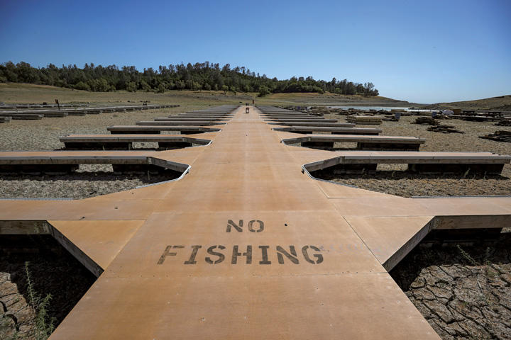 米カリフォルニア州、フォルサム湖 米カリフォルニア州、フォルサム湖