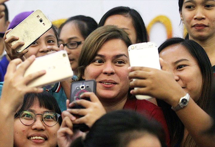 ドゥテルテ大統領の娘サラ・ドゥテルテ ドゥテルテ大統領の娘サラ・ドゥテルテ