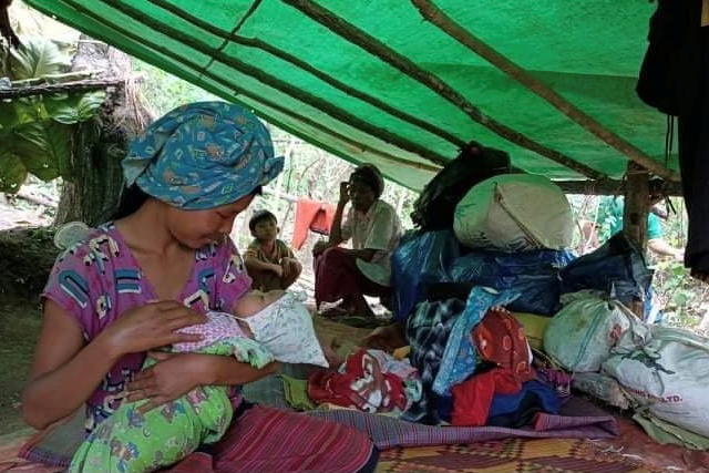 ミャンマーカヤ州の避難民キャンプ ミャンマーカヤ州の避難民キャンプ