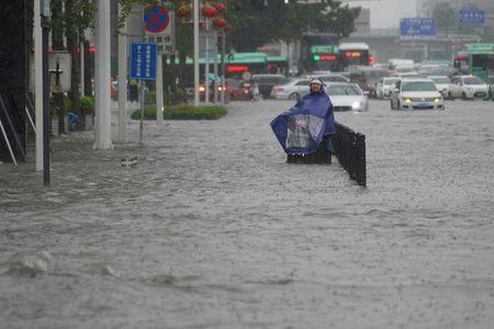 中国河南省 1000年に1度 の豪雨 25人死亡 約10万人避難 ニューズウィーク日本版 オフィシャルサイト 中国河南省 1000年に1度 の豪雨 25人死亡 約10万人避難 ニューズウィーク日本版 オフィシャルサイト