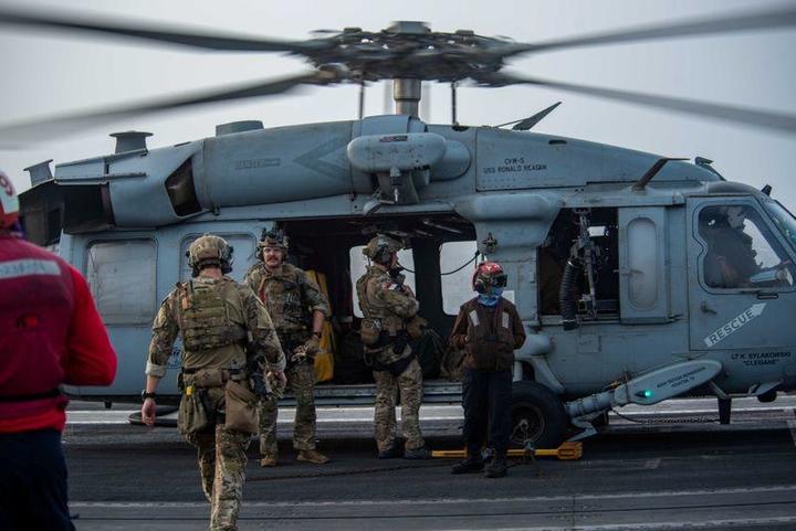 米海軍のヘリコプター 米海軍のヘリコプター