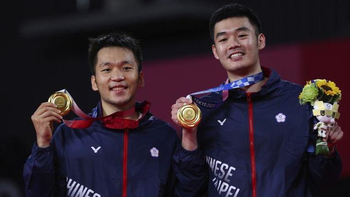 東京五輪バドミントン男子ダブルスで金メダルに輝いた台湾選手 東京五輪バドミントン男子ダブルスで金メダルに輝いた台湾選手