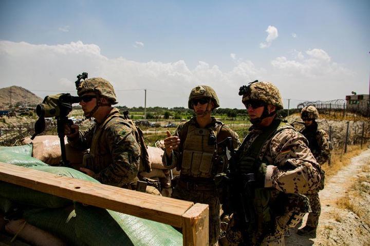 米軍、アフガニスタン首都で空爆　ISIS-Kが空港への攻撃計画か
