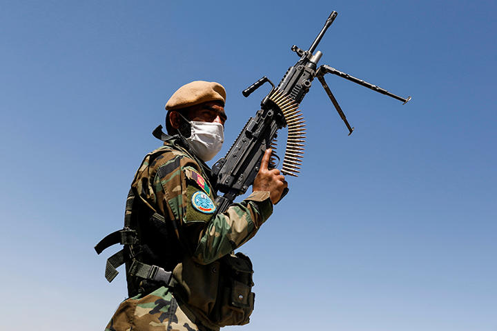 アフガニスタン政府軍はなぜあんなに弱かったのか 米政府はこの浪費を説明せよ ニューズウィーク日本版 オフィシャルサイト