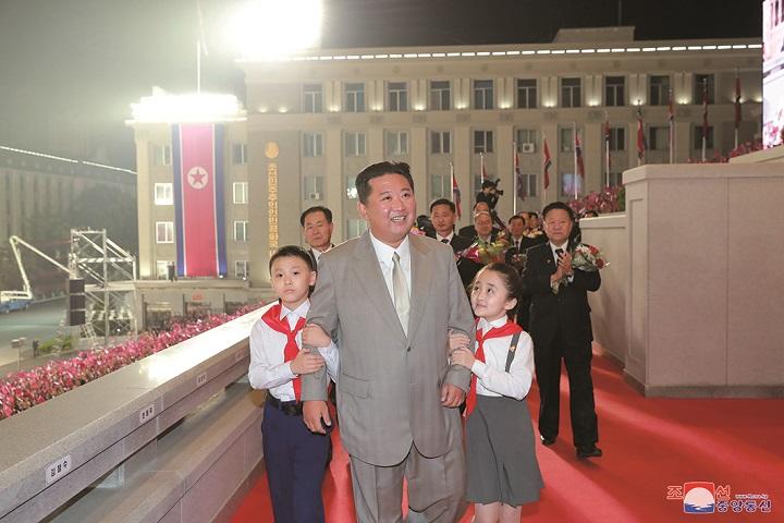 北朝鮮の 控えめ パレードを読み解く3つのポイント ニューズウィーク日本版 オフィシャルサイト