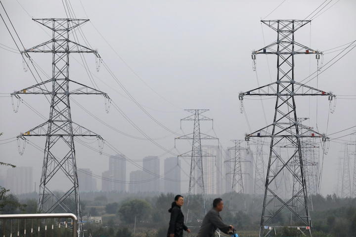 瀋陽の送電鉄塔 瀋陽の送電鉄塔