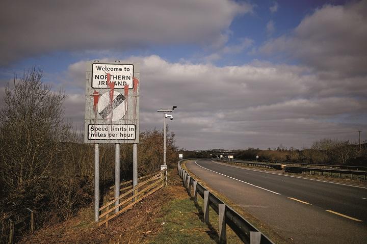アイルランド、北アイルランド国境 アイルランド、北アイルランド国境