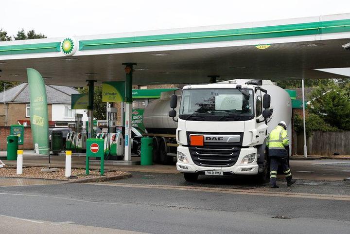 イギリス トラック運転手不足巡り混乱続く 00強の給油所で在庫なし ニューズウィーク日本版 オフィシャルサイト