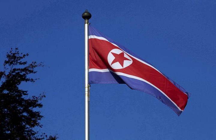 北朝鮮の国旗 北朝鮮の国旗