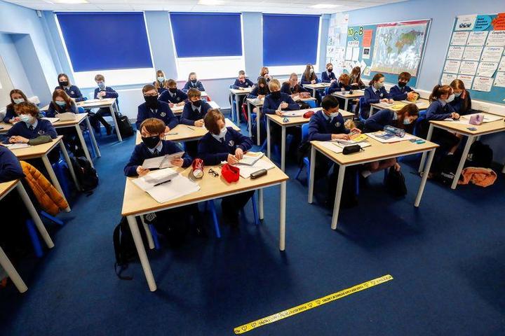 英チェシャーの学校