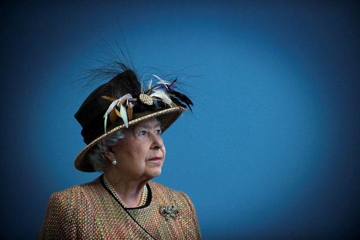 イギリスのエリザベス女王