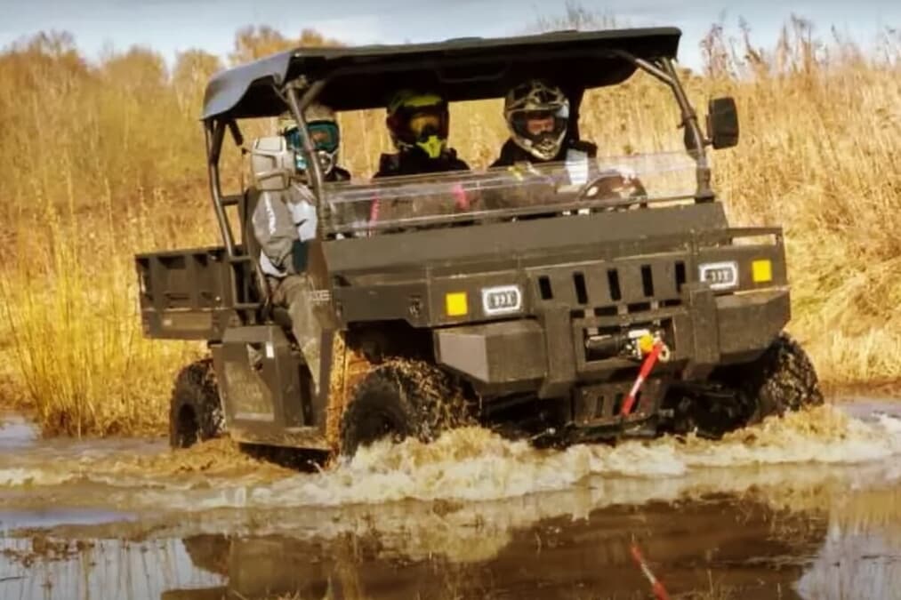 3123 茨城 ゴルフカート 散策 散歩 型式不明 ガソリンエンジン Amazing] An AI-equipped golf cart-type taxi that can easily