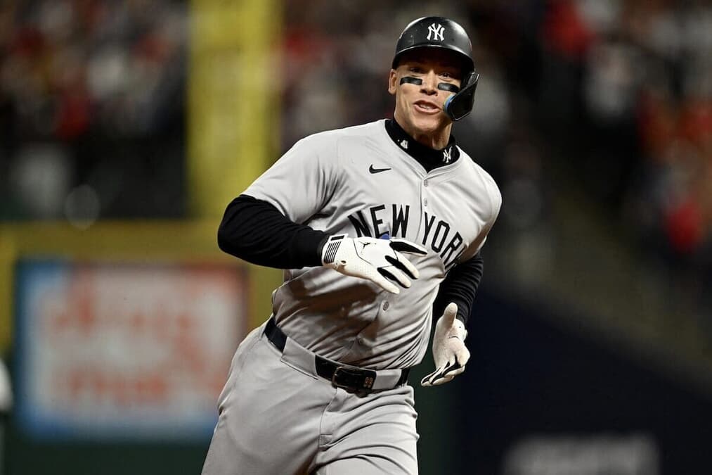 MLB通には当たり前？ ヤンキース「タートルネック」が買えない