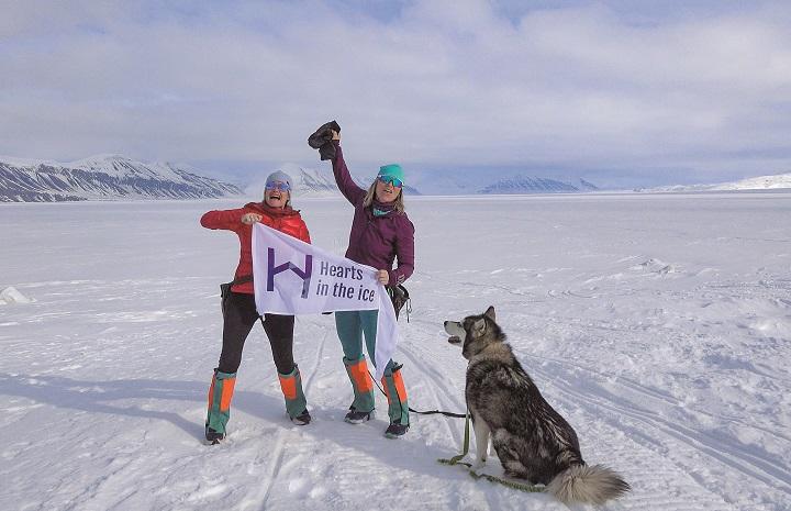 北極圏で超ハードな 隔離生活 を送る女性2人 と1匹 のクレイジーなジャーニー ワールド For Woman ニューズウィーク日本版 オフィシャルサイト 北極圏で超ハードな 隔離生活 を送る女性2人 と1匹 のクレイジーなジャーニー ワールド For Woman ニューズウィーク日本版 オフィシャルサイト