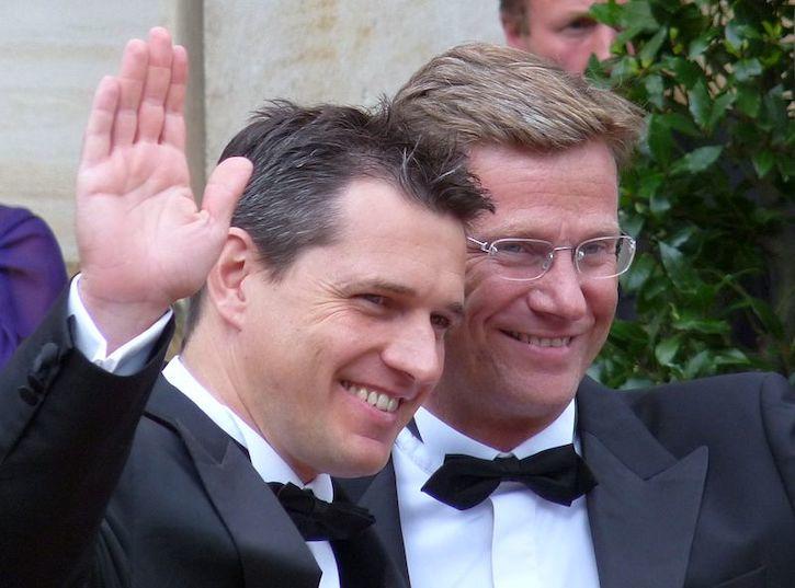 Westerwelle & Mronz © Tafkas, 2009, CC BY-SA 3.0.jpg