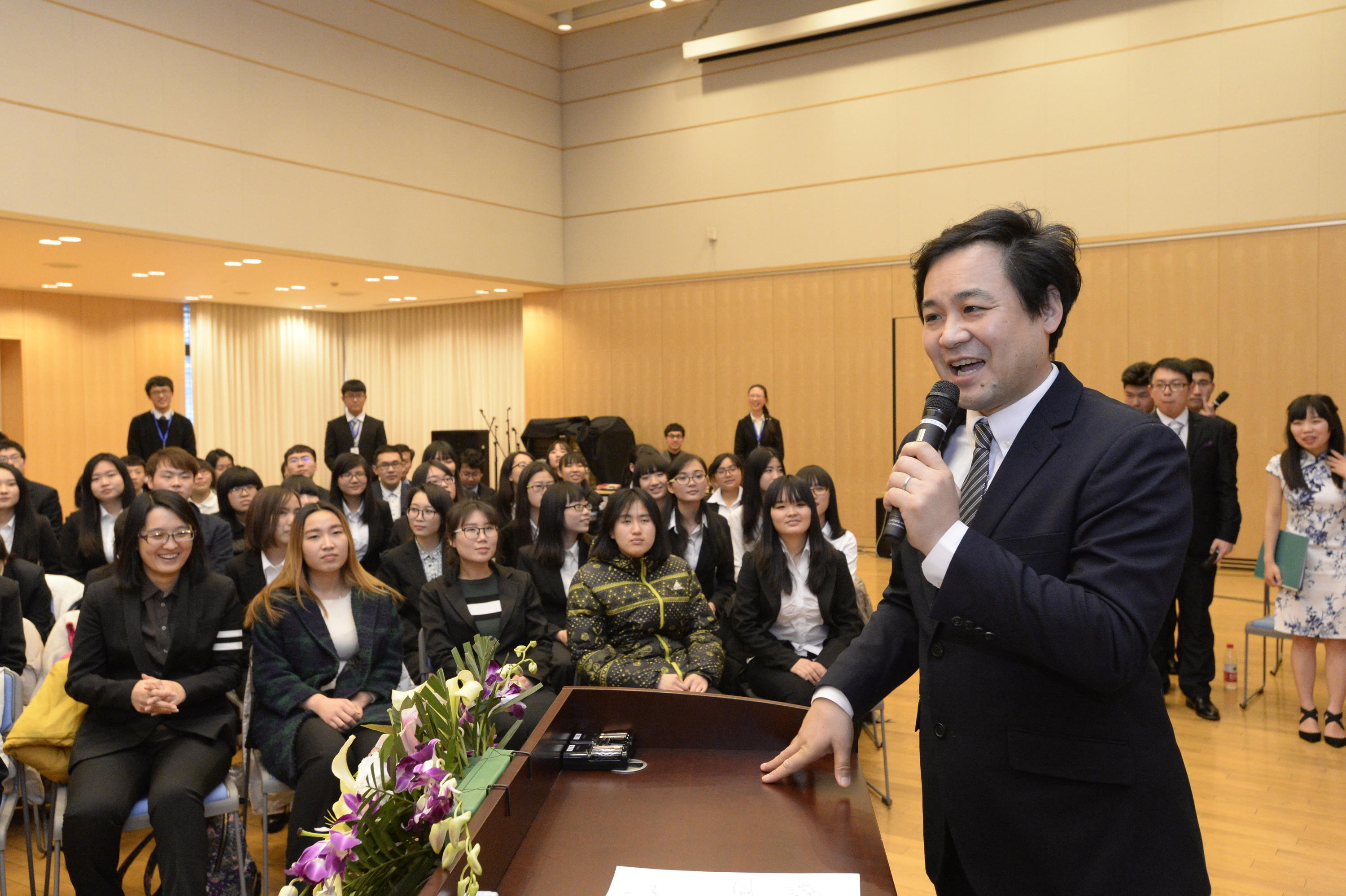 オバマ回顧録は 類まれな人物の成長と冒険のサーガ 渡辺由佳里 コラム ニューズウィーク日本版 オフィシャルサイト オバマ回顧録は 類まれな人物の成長と冒険のサーガ 渡辺由佳里 コラム ニューズウィーク日本版 オフィシャルサイト