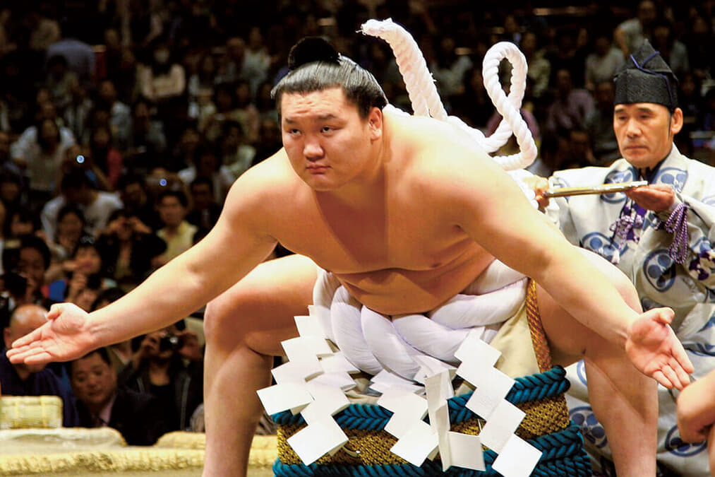 白鵬は、もう相撲に関わらないほうがいい」モンゴル人力士へ